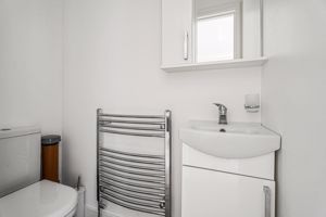Downstairs cloakoom - click for photo gallery